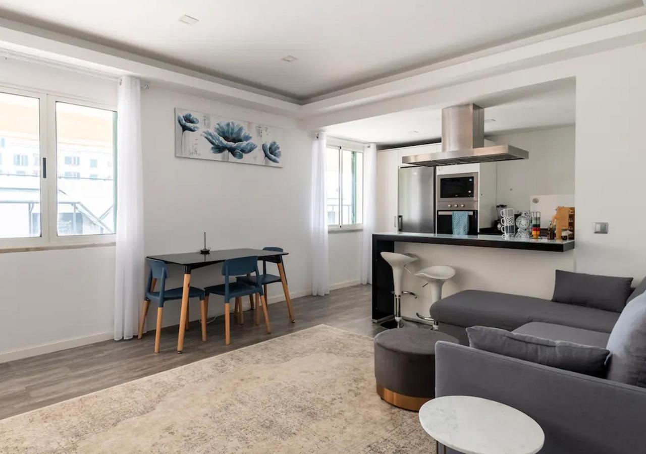 Lovely 1-Bedroom Apartment With Parking Ocean View Funchal  Exteriér fotografie